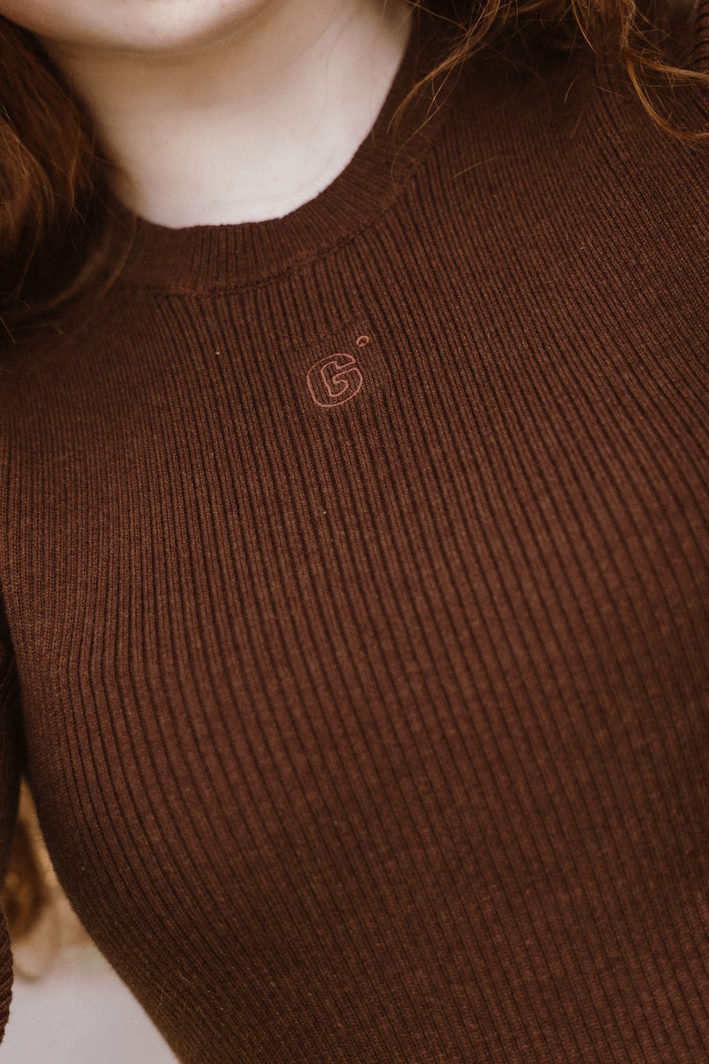 D912-BL - RIBBED HENLEY
