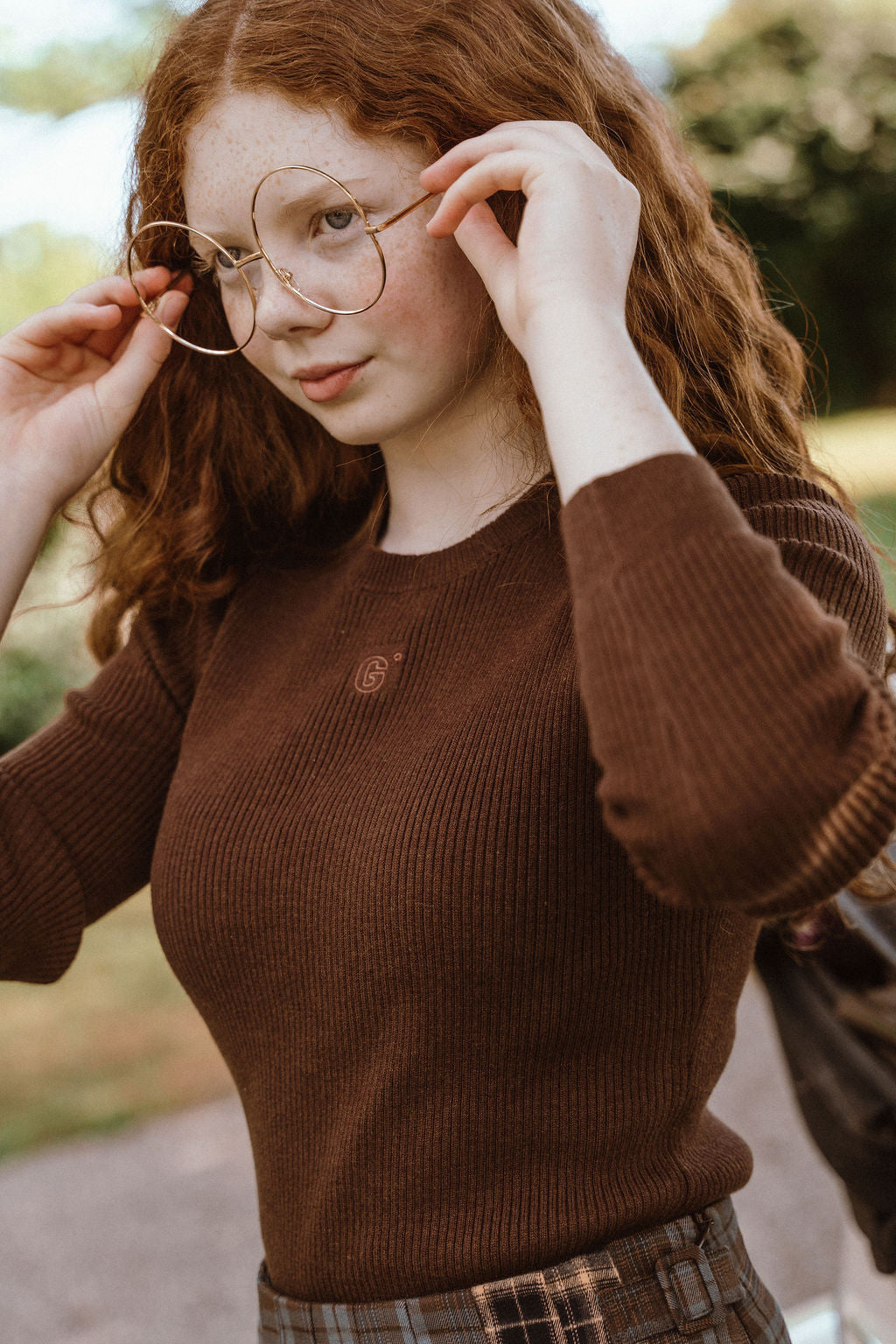 D912-BR - RIBBED HENLEY