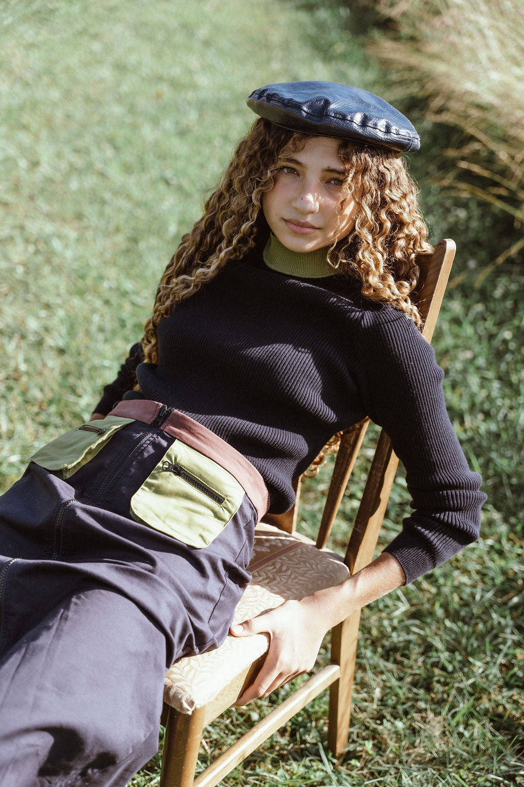 D942-NA - COLORBLOCK RIBBED MOCK NECK