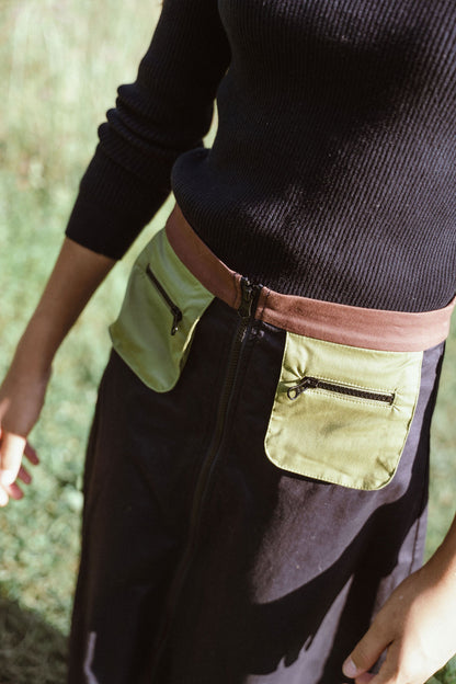 D943-NA - COLORBLOCK POCKET DETAIL SKIRT