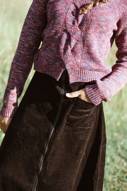 D972-BK - ZIPPER DETAIL CORDUROY SKIRT