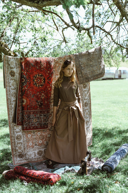 G990-TA - BOW DETAIL TAFFETA SKIRT
