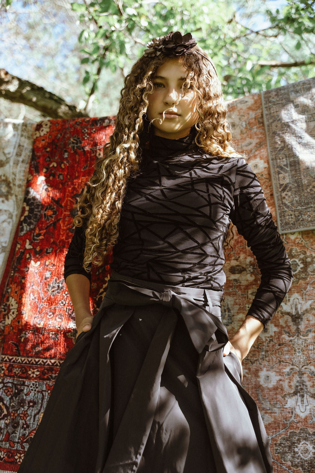 G990-BK - BOW DETAIL TAFFETA SKIRT