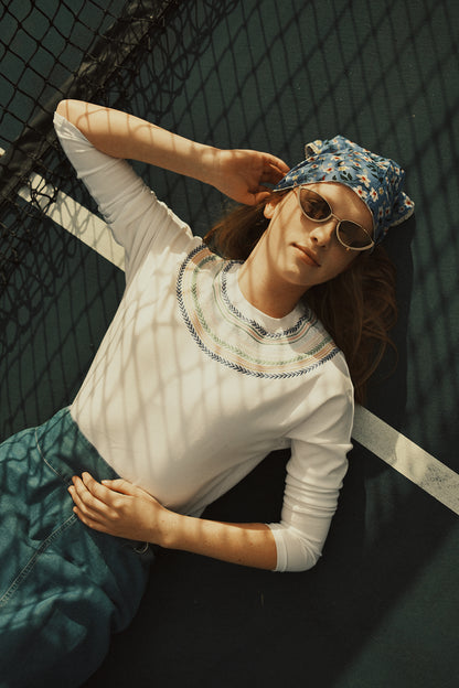 G879-WH - COLORED DETAIL CROPPED TEE
