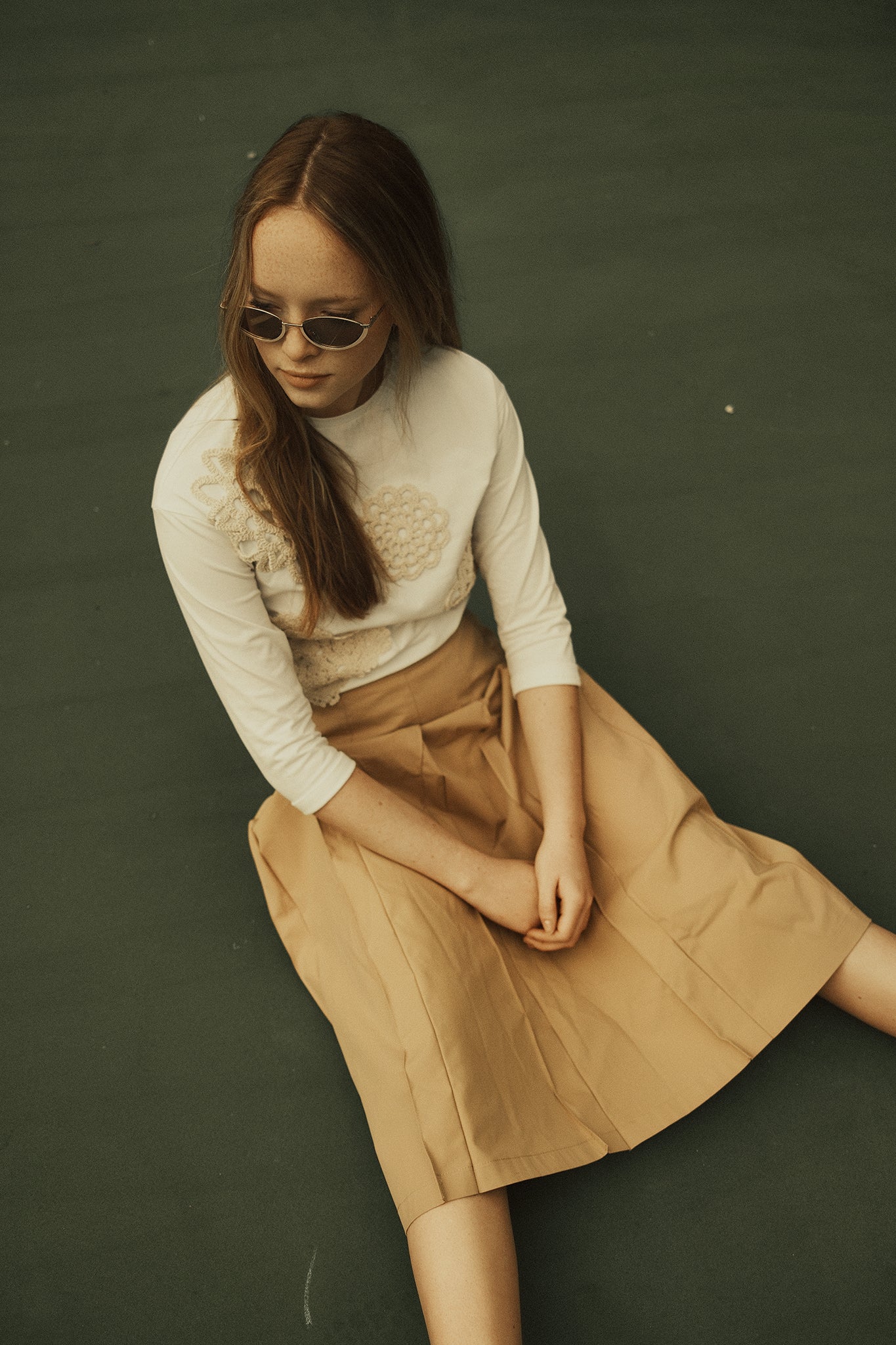 G892-BE - PLEATED SKIRT