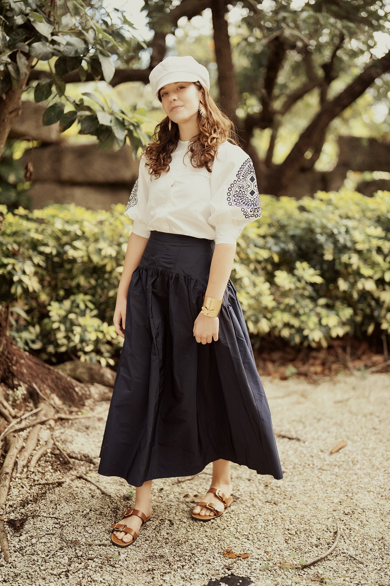 G859-NA - EMBROIDERY DETAILED SHIRT
