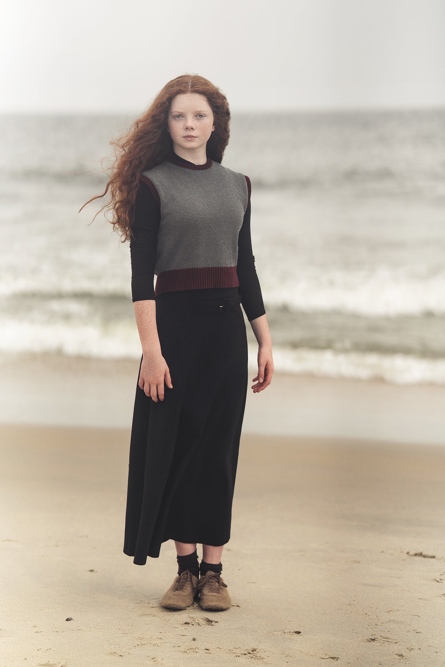 FRONT BUCKLE SKIRT